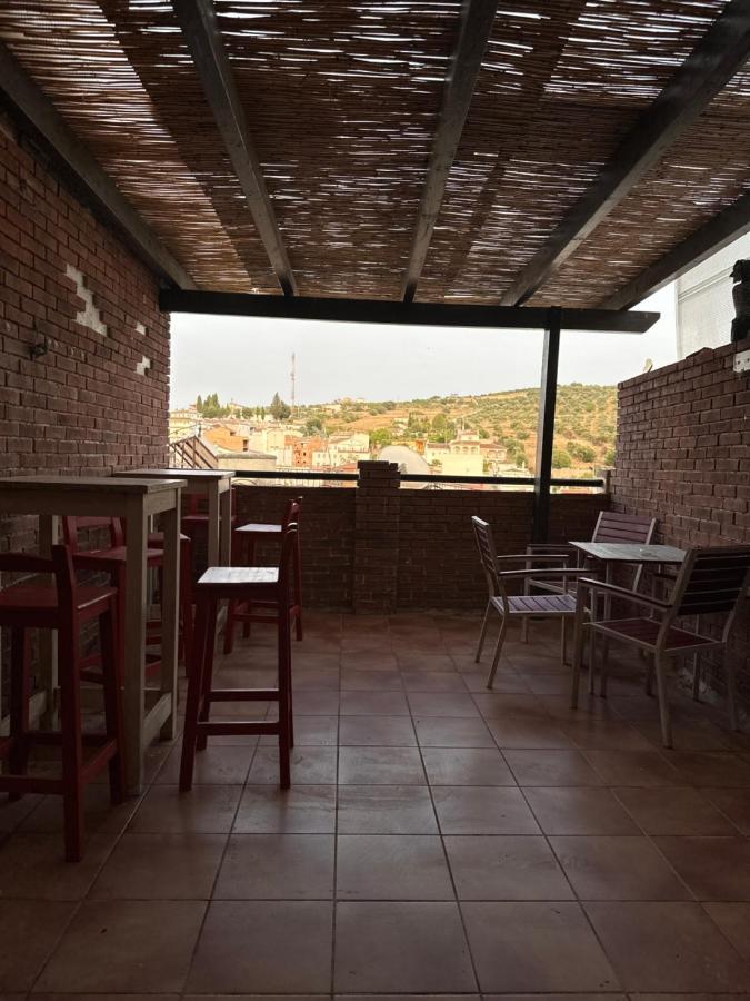 Hostal Moon Толокс Екстер'єр фото